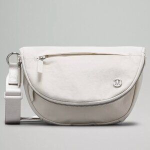 NWT lululemon All Night Festival Bag Micro 2L White